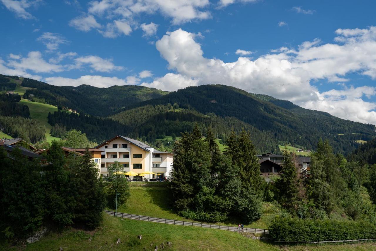 Wander- Und Familienhotel Erika Wagrain Esterno foto